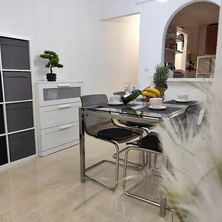 Azure Apartment *
